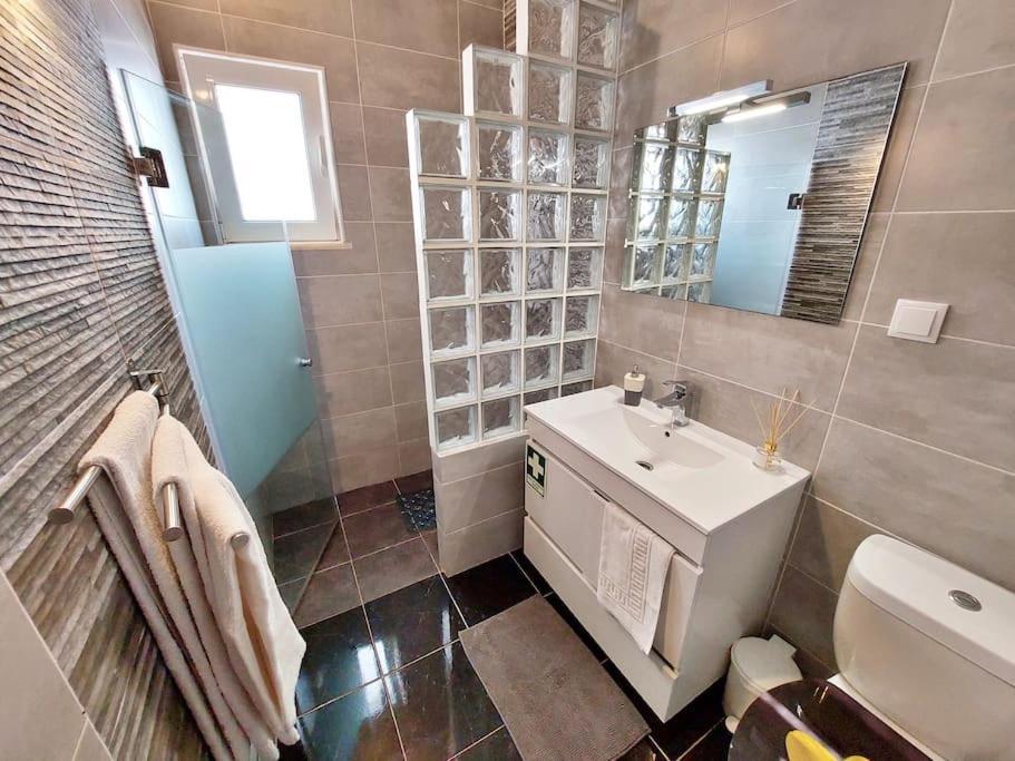 Sea View 2-Beds 'Estrela' Apartment - Luz Buitenkant foto